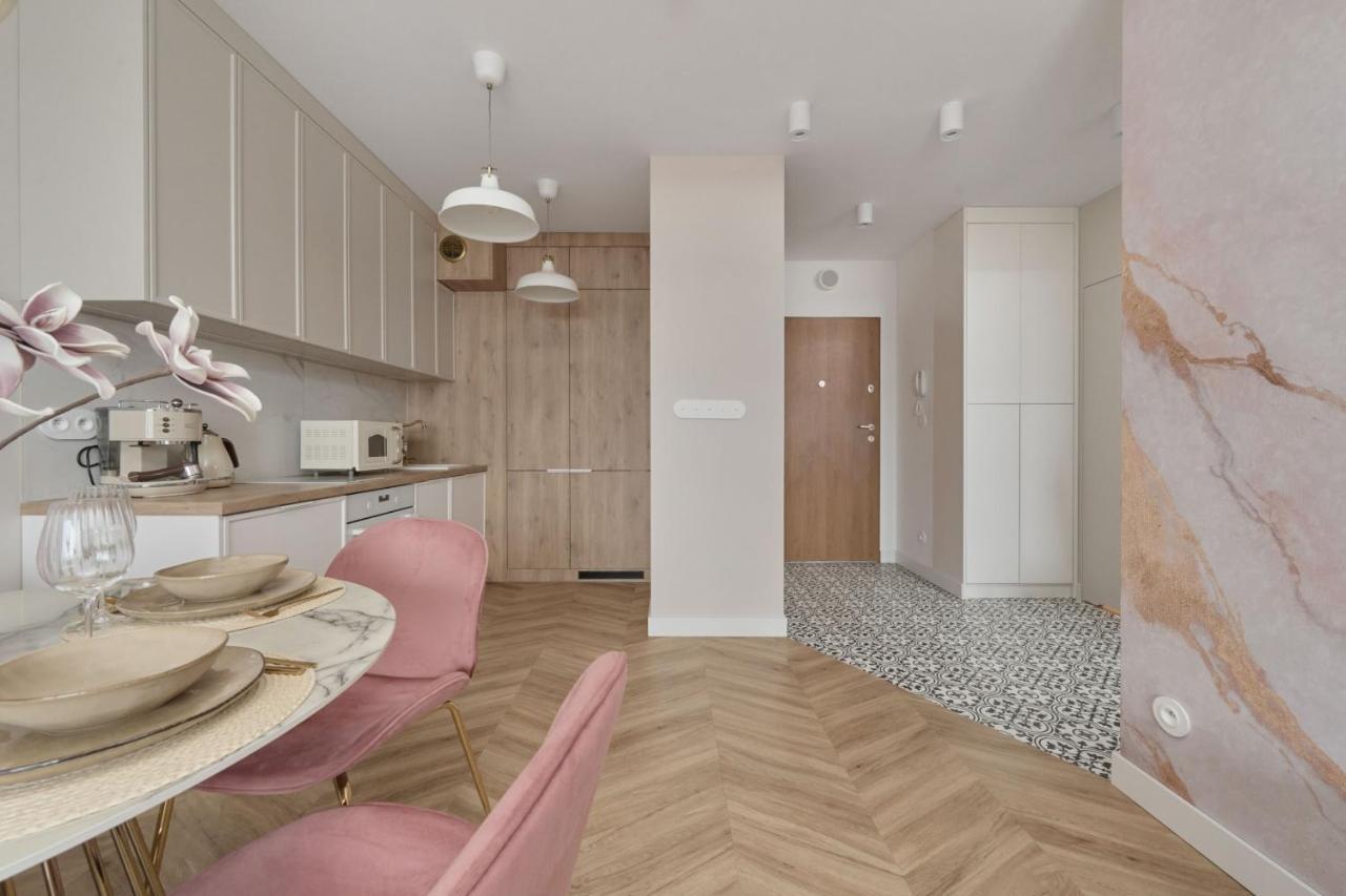 Elegant Apartment With Balcony Krakowska Wroclaw By Renters Prestige Extérieur photo